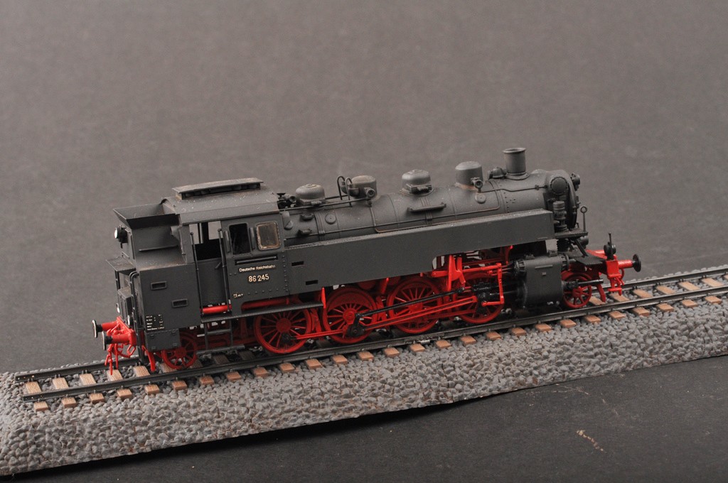 German Dampflokomotive BR86 – Image 3