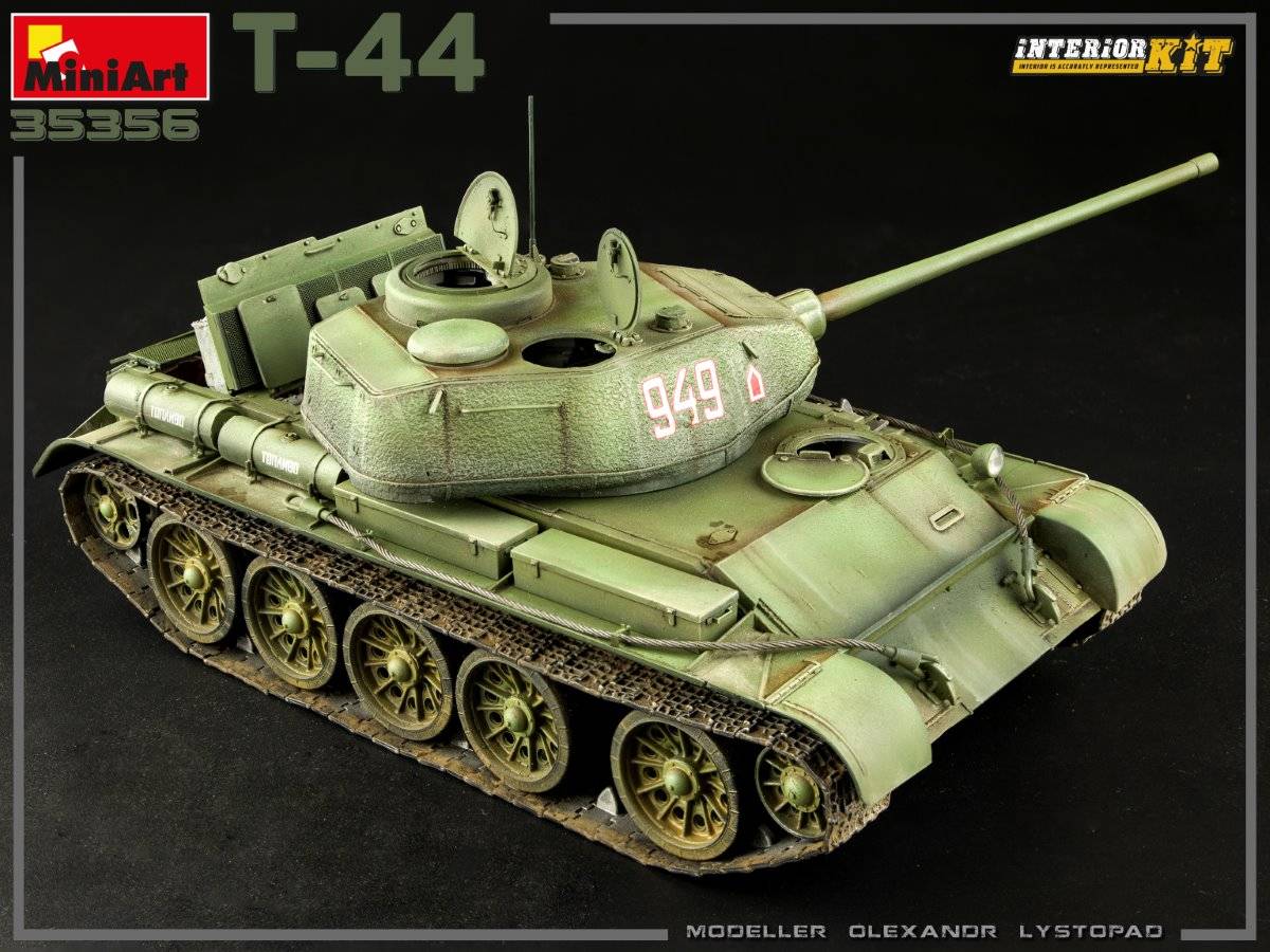 T-44 INTERIOR KIT – Image 24