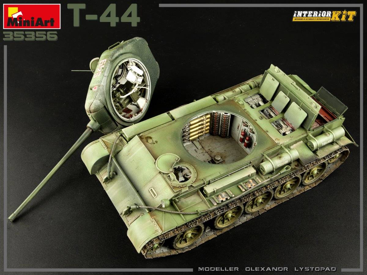 T-44 INTERIOR KIT – Image 26