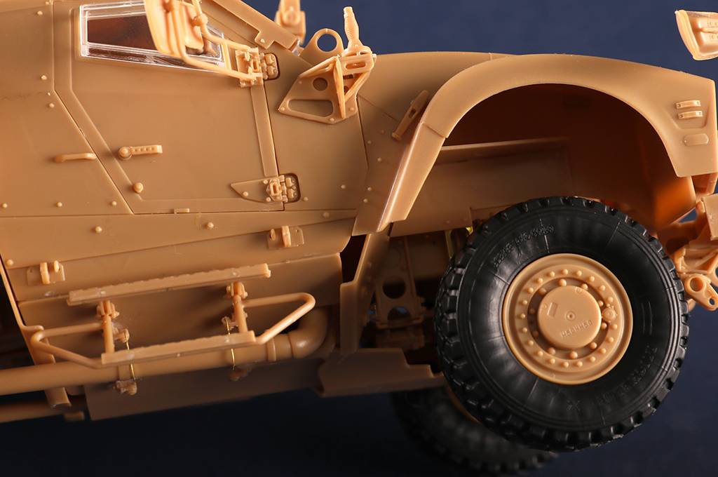 M-ATV CargoCarrier – Image 17