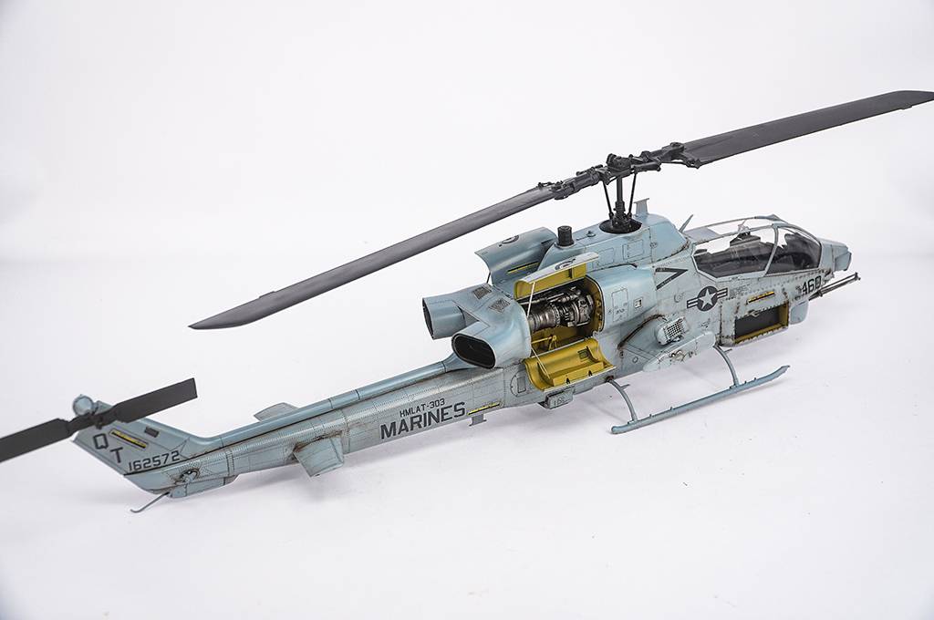 AH-1W Super Cobra (Turned Exhaust) – Image 3