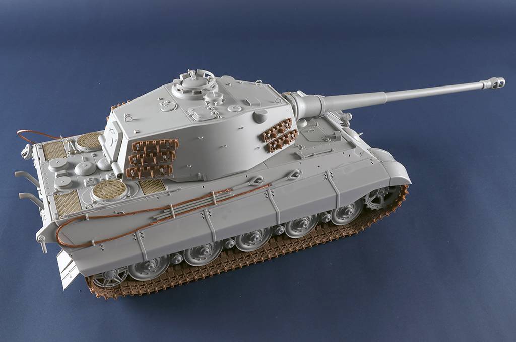 Pz.Kpfw.VI Sd.Kfz.182 Tiger II (Henschel 105mm) – Image 27
