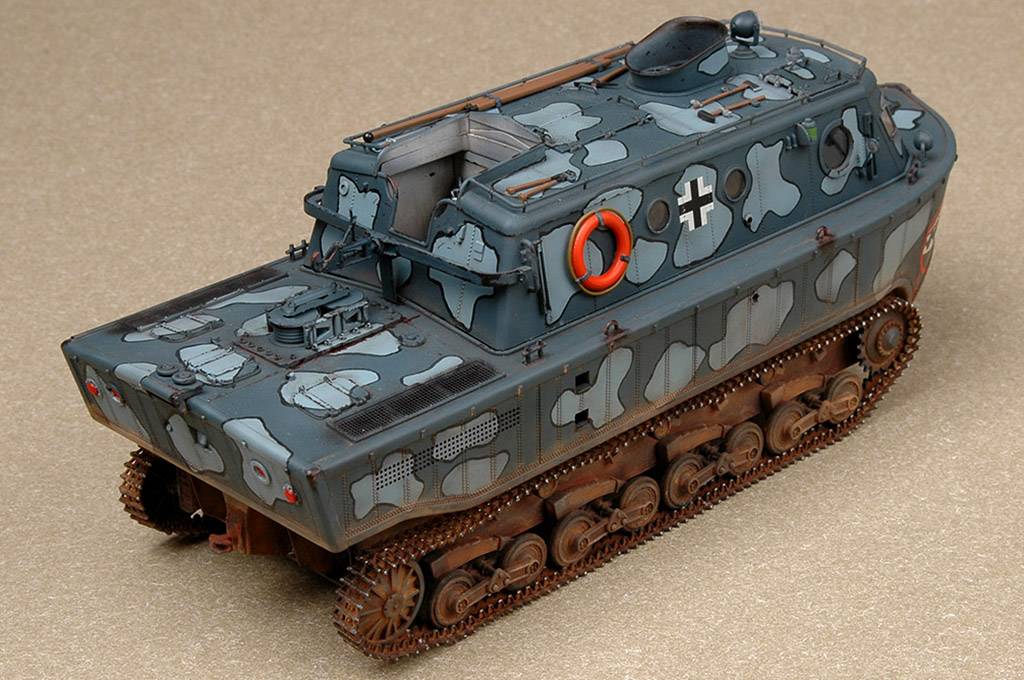 German Land-Wasser-Schlepper (LWS) Medium production – Image 10