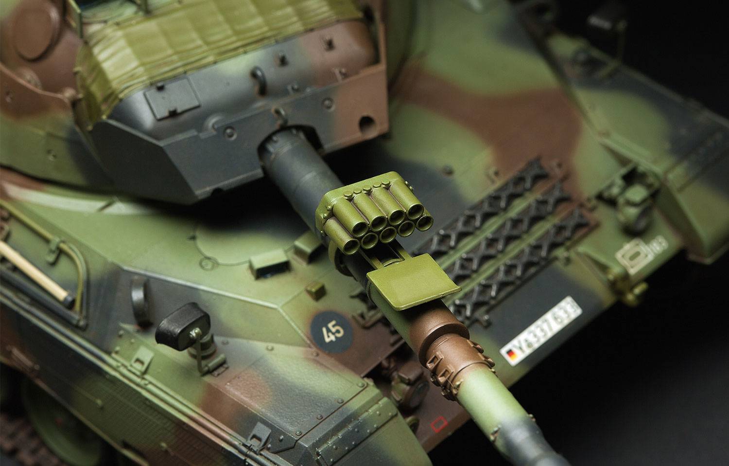 GERMAN MAIN BATTLE TANK LEOPARD 1 A5 – Image 17