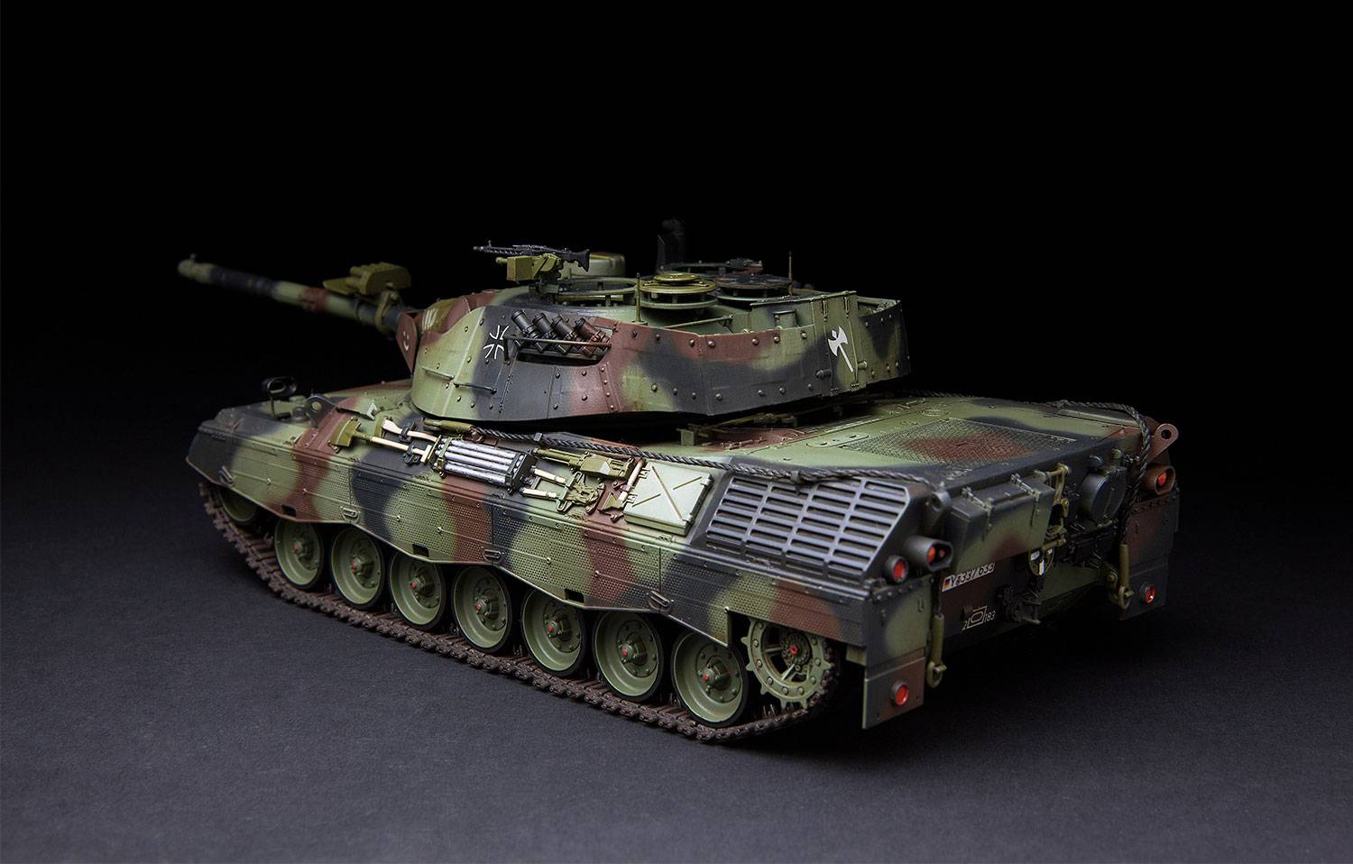 GERMAN MAIN BATTLE TANK LEOPARD 1 A5 – Image 20
