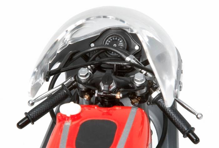 Honda RC166 GP Racer 1966 World Championship Winner – Image 10