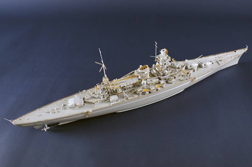 German Scharnhorst Battleship – Image 15