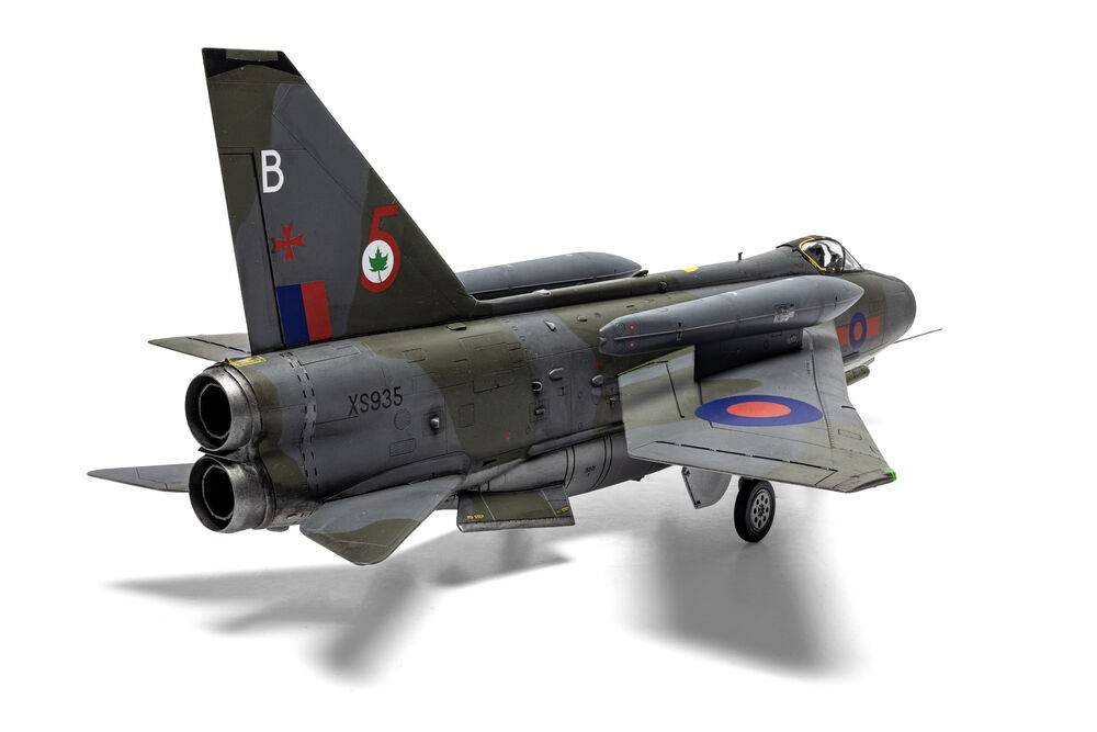 English Electric Lightning F.6 – Image 6