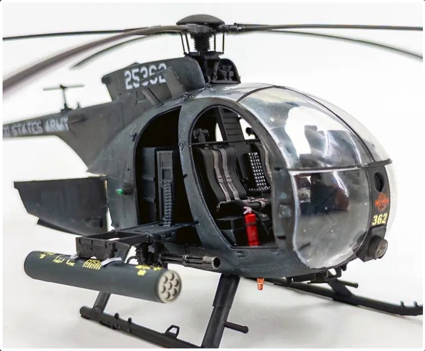AH-6 J Little Bird Nightstalkers with Metal Barrels – Image 3