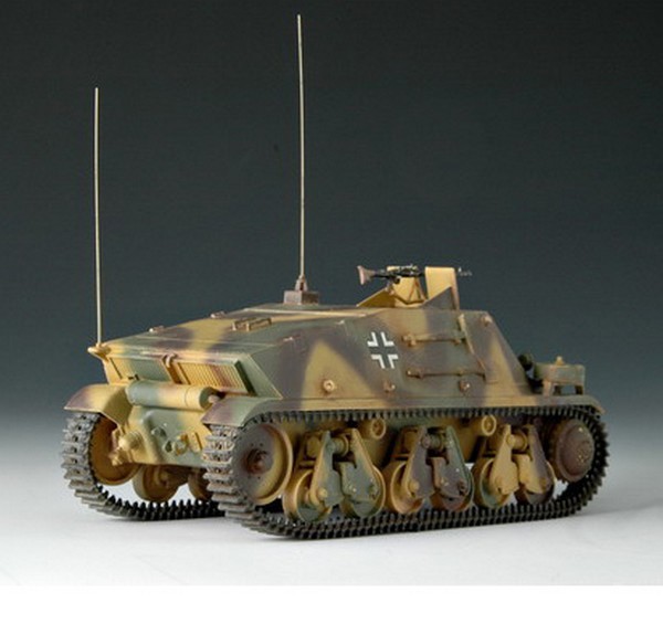 German Hotchkiss H-38 Artillery Observation Vehicle – Image 4