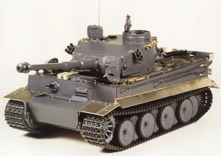 Pz.Kpfw. VI Ausf.E (Sd.Kfz.181) Tiger I – early version – Image 3