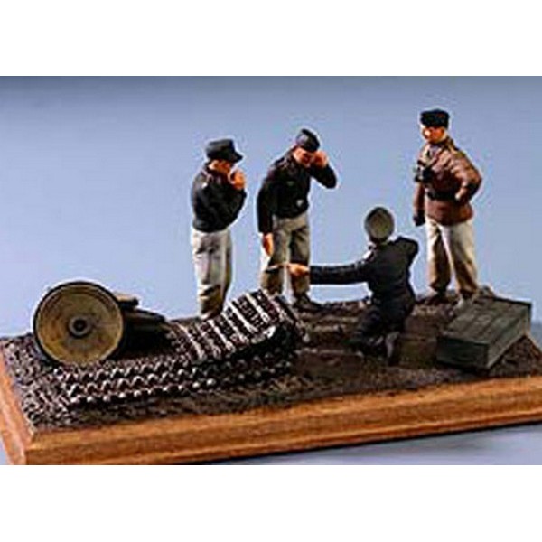 German Tank Crew Set 1 (1943-1945) – Image 2