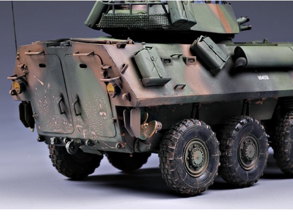 USMC LAV-25 “PIRANHA” – Image 9