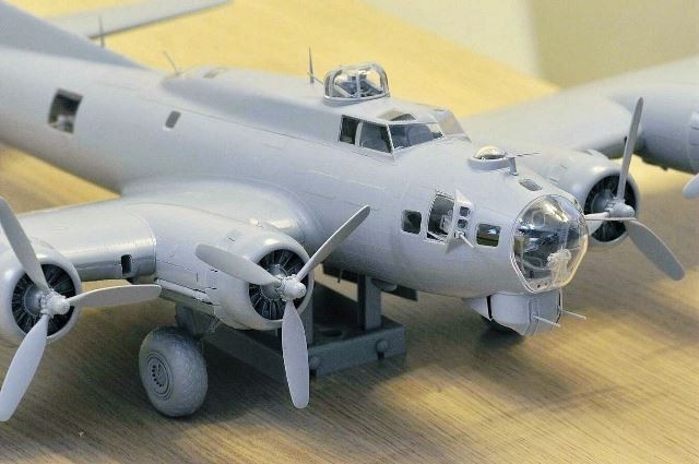 B-17G Flying Fortress Heavy Bomber – Image 3