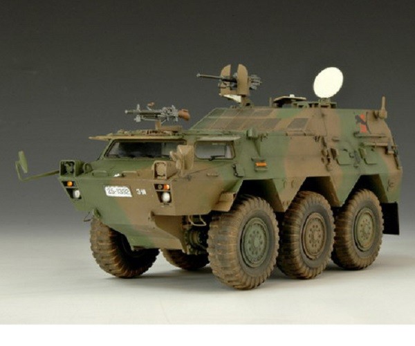 JGSDF Command post Car Type 82 – Image 2
