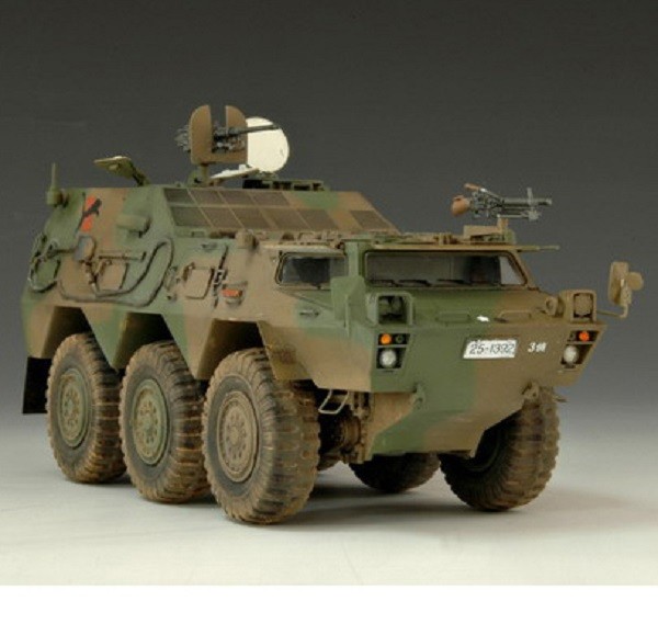 JGSDF Command post Car Type 82 – Image 3