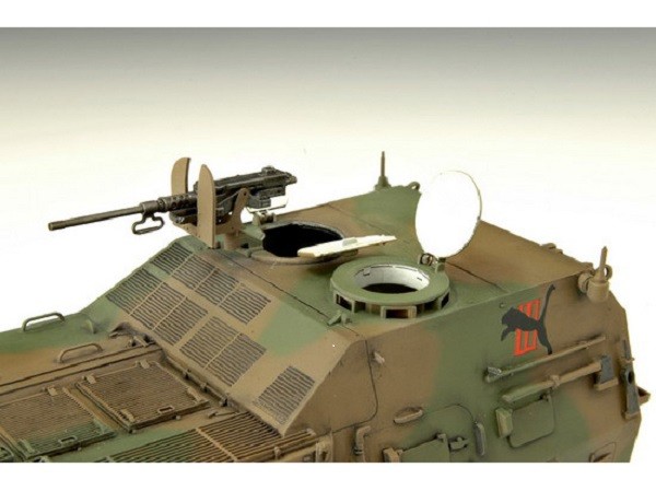 JGSDF Command post Car Type 82 – Image 11