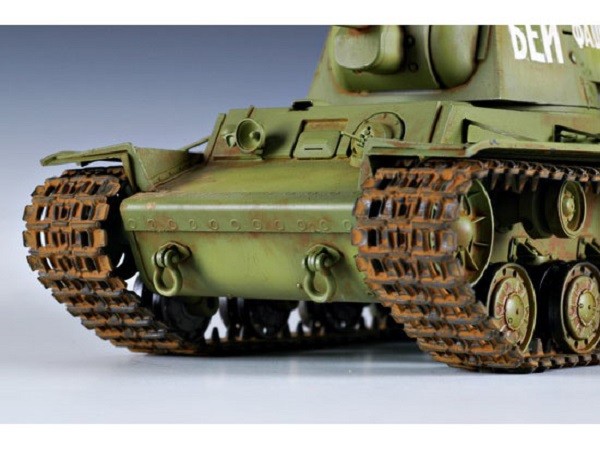 KV-I (model 1941)/KV Small Turret Tank – Image 8