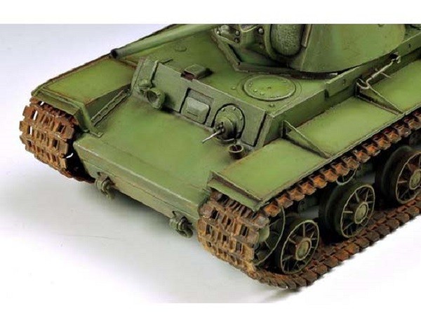 Russia KV-1 model 1942 Lightweight Cast Tank – Image 8