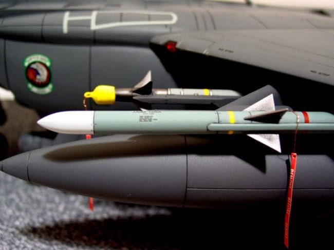 Boeing F-15E Strike Eagle W/BUNKER BUSTER – Image 8