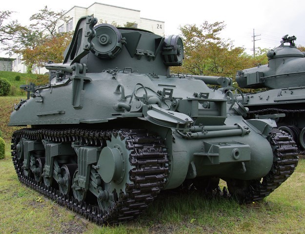 U.S. Tank Recovery Vehicle M32B1 – Image 19
