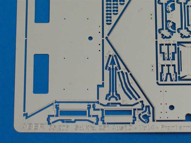 Rear doors et vision ports Sdkfz 251/1 Ausf D Armoured personnel carrier – Image 2
