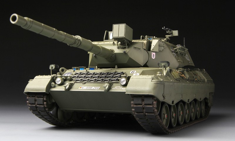 GERMAN MAIN BATTLE TANK LEOPARD 1 A3/A4 – Image 2