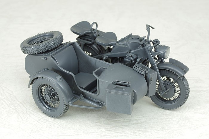 GERMAN MOTORCYCLE ZUNDAPP KS750 w/SIDECAR – Image 5
