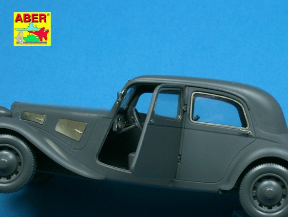 Citroen Traction 11CV Staff Car – Image 6