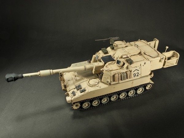 M109A6 Howitzer Paladin – Image 4