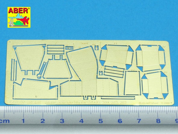Right stowage bins for Sd.Kfz.250, 252, 253 – Image 2