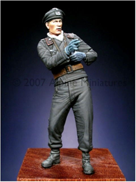Early WW2 Panzer Officer – Image 3