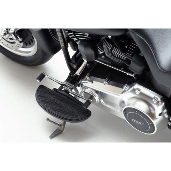 Harley Davidson FLSTFB - Fat Boy Lo – Image 10