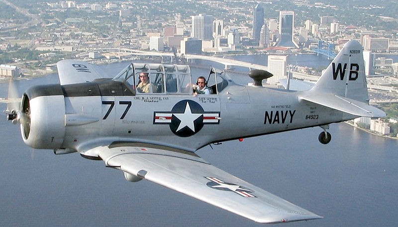 T-6 "Texan" – Image 3