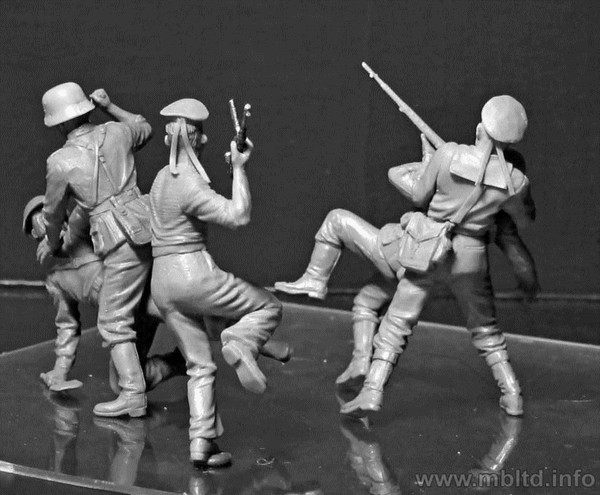 Soviet Marines and German Infantry Hand-to-hand Combat 1941-1942 – Image 5