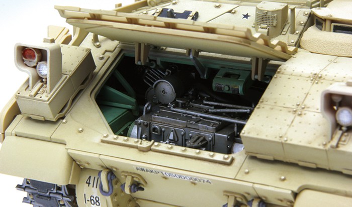 U.S. INFANTRY FIGHTING VEHICLE M2A3 BRADLEY W/BUSK III – Image 7