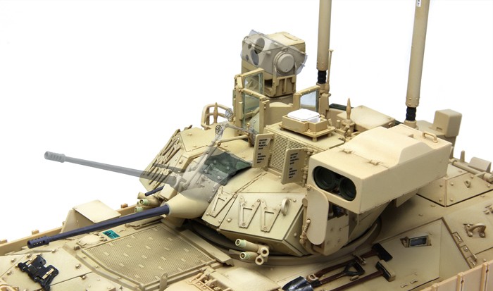 U.S. INFANTRY FIGHTING VEHICLE M2A3 BRADLEY W/BUSK III – Image 8