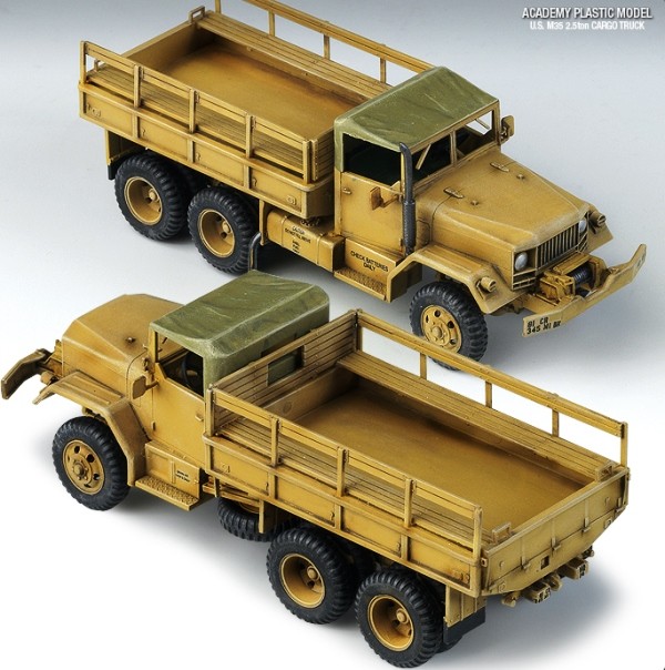 U.S. M35 2.5ton Cargo Truck – Image 2