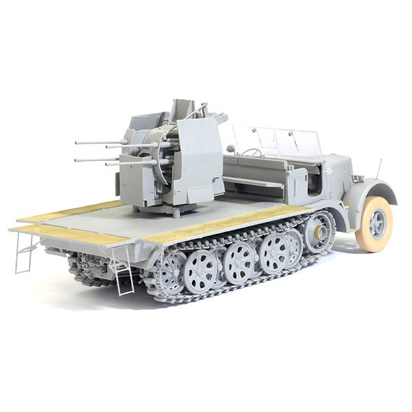 Sd.Kfz.7/1 2cm Flakvierling 38 auf Selbstfahrlafette – Image 3