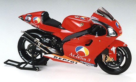 yamaha YZR500 – Image 2
