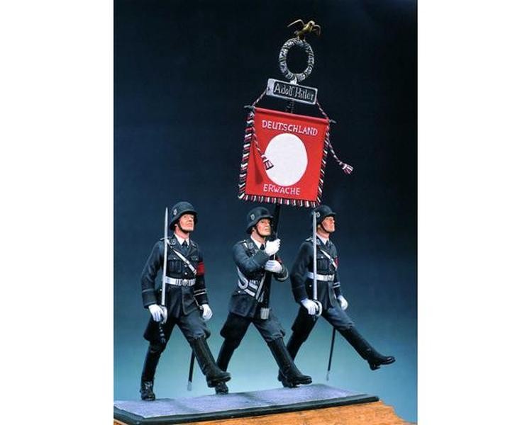 54mm Goose stepping leibstandarte SS AH