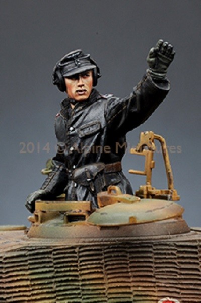 SS Panzer Commander Set (2 Figures) – Image 3
