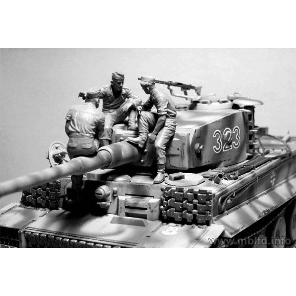 German Tankmen WWII era – Image 5