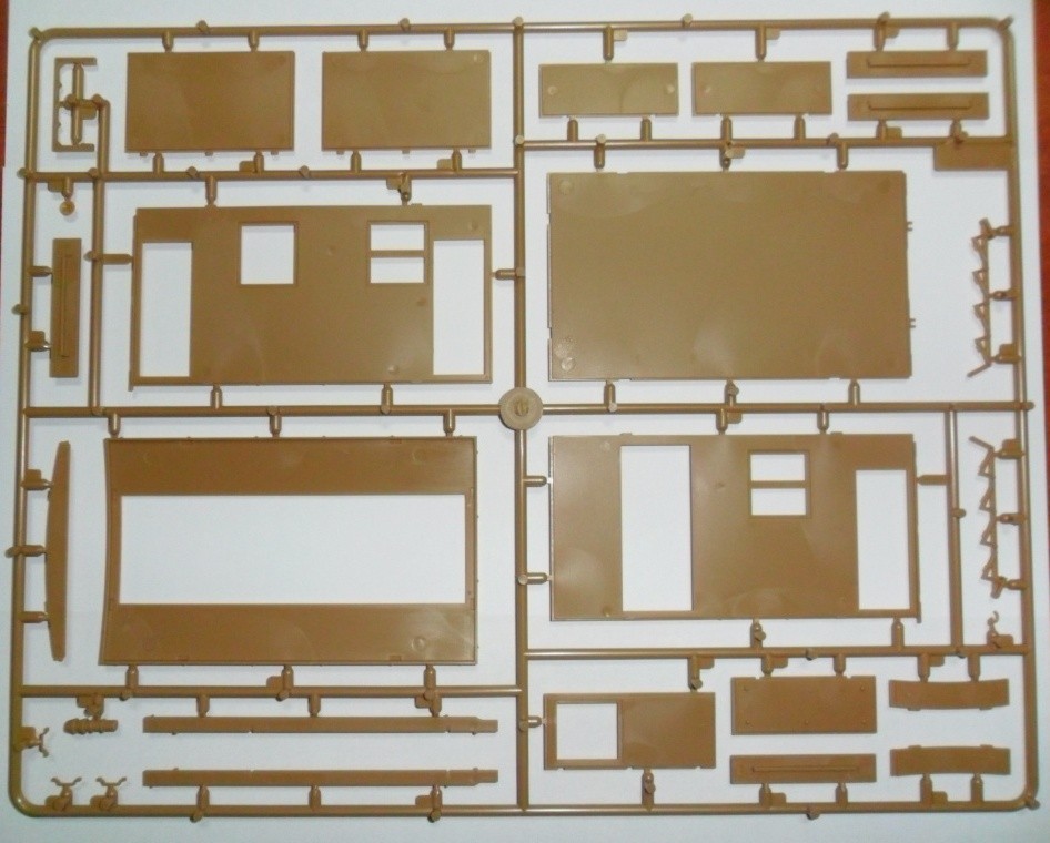 V3000S/SS M Maultier with Shelter – Image 5