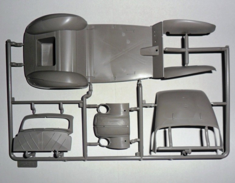 Admiral Saloon WWII German Passenger Car – Image 3