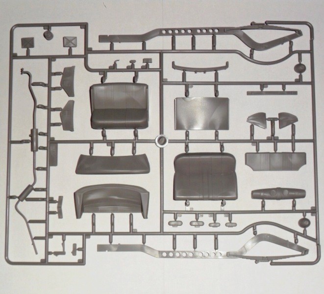 Admiral Saloon WWII German Passenger Car – Image 7