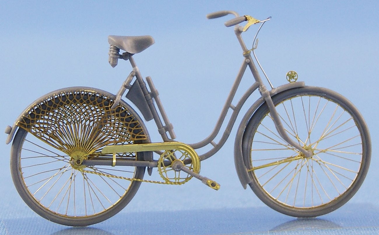 Frau Muller - Woman & Womens Bicycle Europe WWII Era – Image 3