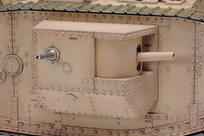 WWI BRITISH TANK Mk.IV MALE – Image 4