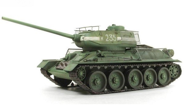 T34-85 battle of Berlin 1945 – Image 2