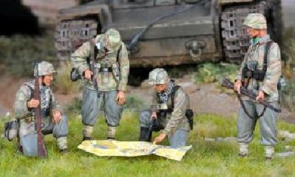 GROUPE DE RECONNAISSANCE WEHRMACHT -FRONT DE L’EST 1944/1944